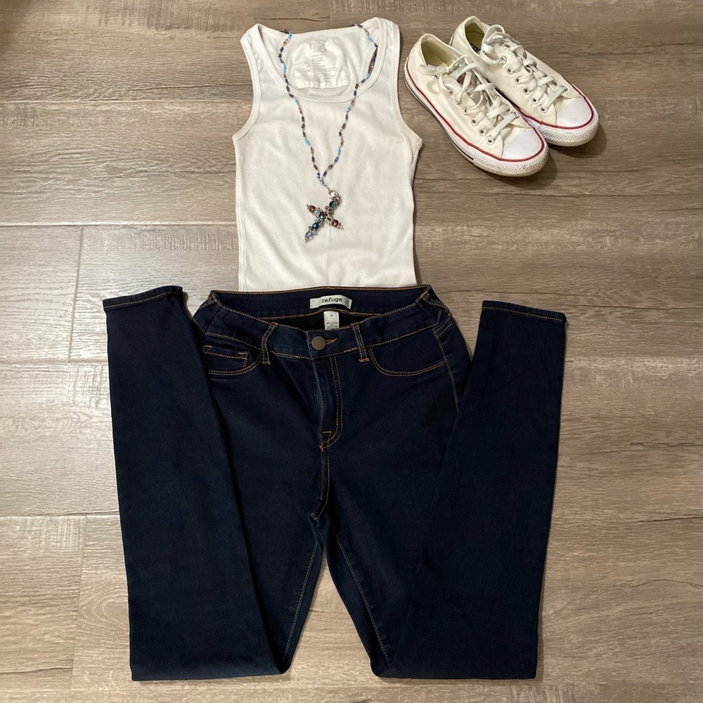 Refuge jeans - 3 pairs for $35